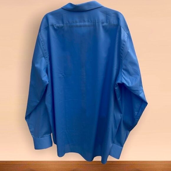 Flex Collar Regular-Fit Men's Dress Shirt - Picture 3 of 7